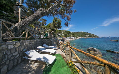 Villa Ribes: Water, Body Of Water, Coast, Coastal And Oceanic Landforms, Sea, Shore, Beach, Resort, Ocean, Bay