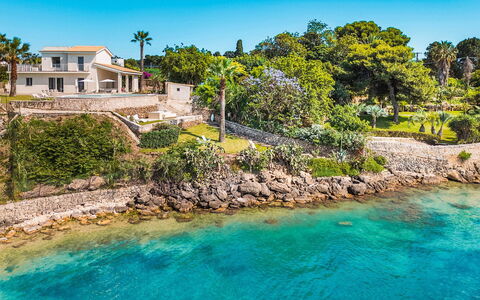 Villa Vernissage: Blue, Water, Body Of Water, Coast, Natural Landscape, Coastal And Oceanic Landforms, Sea, Shore, Resort, Estate