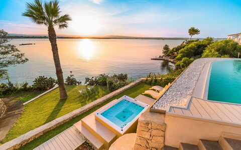 Villa Vernissage: Blue, Water, Body Of Water, Swimming Pool, Coastal And Oceanic Landforms, Resort, Coast, Sea, Lake, Leisure