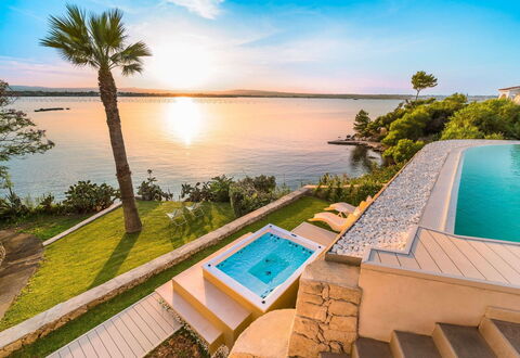 Villa Vernissage: Blue, Water, Body Of Water, Swimming Pool, Coastal And Oceanic Landforms, Resort, Coast, Sea, Lake, Leisure