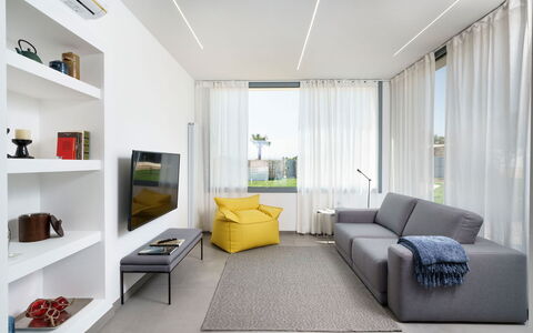 Villa Marzamemi: Furniture, Interior Design, Flooring, Couch, Floor, Wall, Living Room, Ceiling, Apartment, Wood