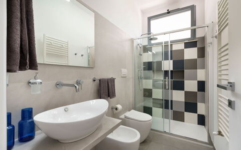 Villa Marzamemi: Bathroom, Plumbing Fixture, Interior Design, Flooring, Floor, Sink, Toilet, Plumbing, Bathroom Sink, Tap