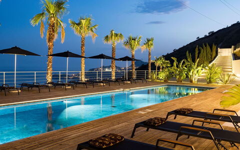Villa Alcantara: Swimming Pool, Resort, Eco Hotel, Hotel, Outdoor Furniture, Resort Town, Tropics, Seaside Resort, Sunlounger