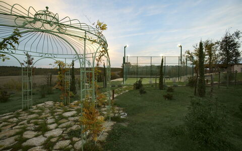 Villa Eline: Garden, Iron, Metal, Shade, Landscaping, Park, Outdoor Structure, Botanical Garden, Walkway, Pavilion