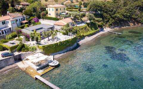 Terrazza Dell'Elba: Residential Area, Coast, Coastal And Oceanic Landforms, Home, Resort, Cottage, Estate, Shore, Sea, Lake