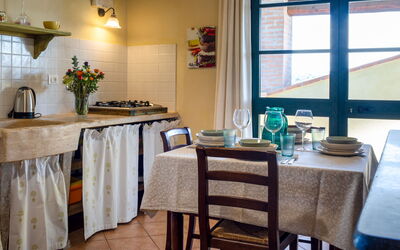 Accommodation:&nbsp;Le Debbiare 500.18