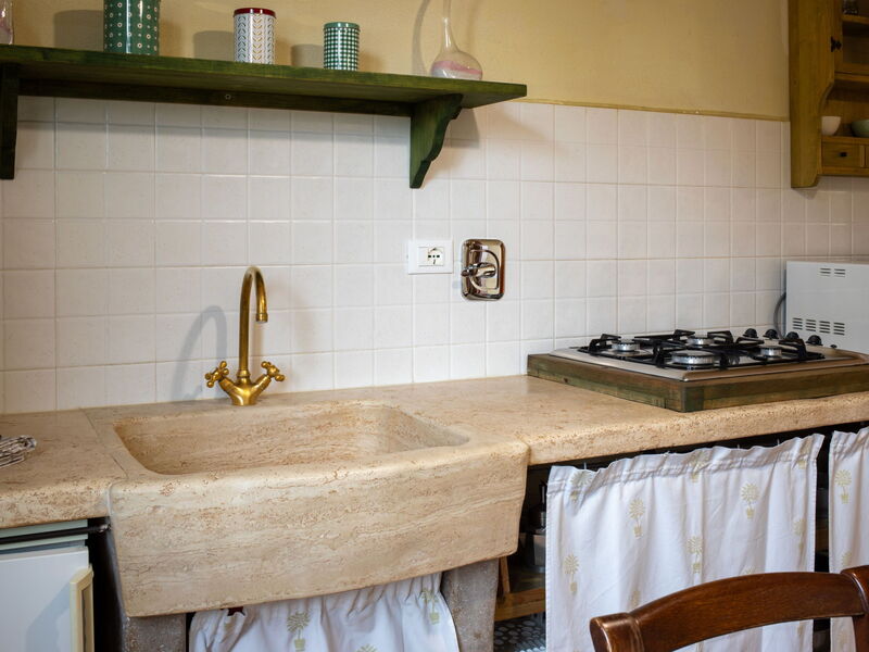 Accommodation:&nbsp;Le Debbiare 500.8