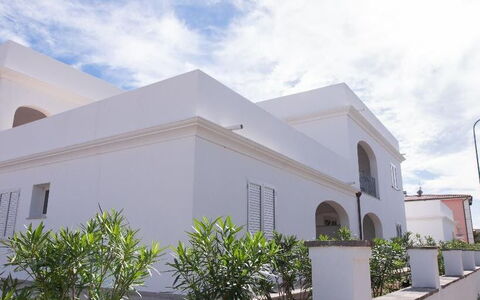 Apartments In Golfo Orosei: Home, Estate, Balcony, Molding, Hacienda, Villa, Plaster, Mansion, Daylighting
