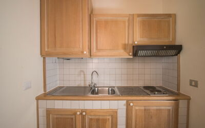 Accommodation:&nbsp;La Vela Apartments