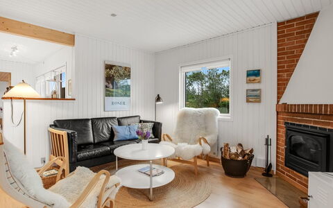 Cate - 900M from the Sea: Interior Design, Wood, Flooring, Ceiling, Floor, Living Room, Home, Wood Flooring, Furniture, Couch