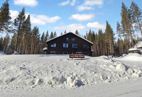 Levi Star West a: Waterway, Bank, Watercourse, Lake, Cottage, Forest, Channel, Reservoir, Log Cabin