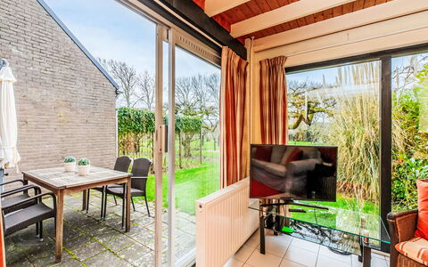 Buitenplaats Schouwen Nr 86: Home, Cottage, Garden, Landscaping, Yard, Shade, Estate, Eco Hotel, Backyard, Porch