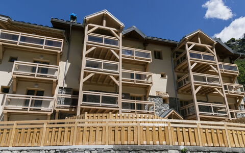 Peisey-Nancroix 101: Apartment, Balcony