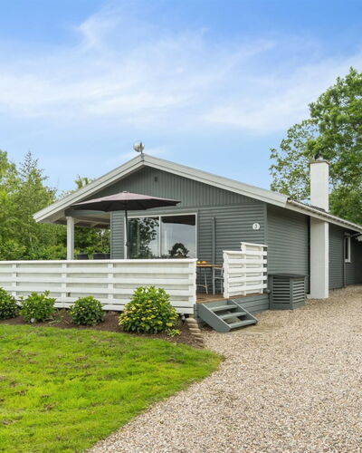 Blomma - 300M from the Sea