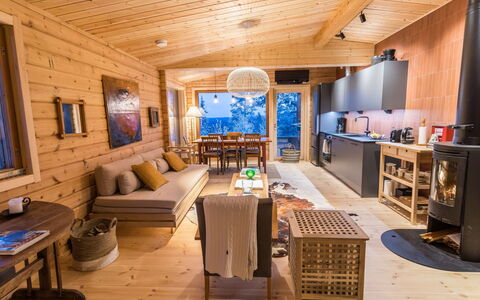 Kelokaltiokylän Maja 22: Furniture, Interior Design, Flooring, Wood, Floor, Ceiling, Wood Flooring, Living Room, Couch, Room