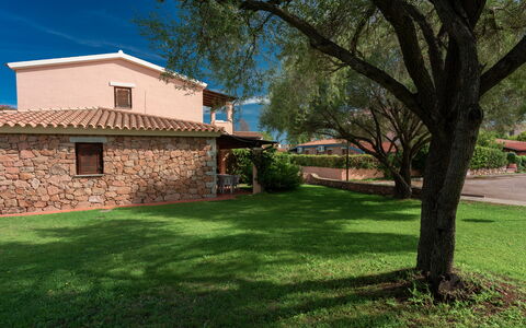 San Teodoro Apartments: Landscape, Residential Area, Garden, Home, Estate, Farmhouse, Lawn, Hacienda, Shade