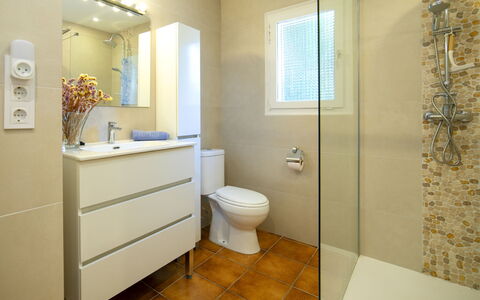 C&M: Toilet Seat, Bathroom, Toilet, Flooring, Plumbing Fixture, Floor, Wall, Interior Design, Bathroom Cabinet, Bathroom Sink