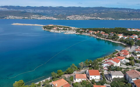 Mirta: Body Of Water, Water Resources, Coast, Coastal And Oceanic Landforms, Sea, Cove, Headland, Ocean, Shore, Beach