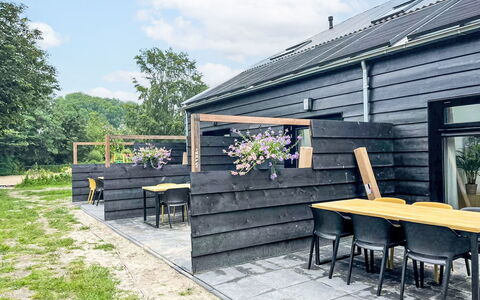 Mini Camping Oranjezon: Apartment, Balcony, Garden, Resort, Eco Hotel, Villa, Hotel