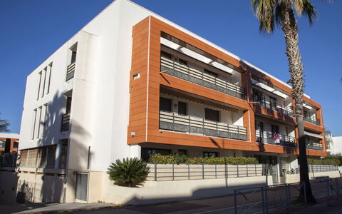 Le Garden Beach: Apartment, Condominium, Urban Design, Mixed-Use, Commercial Building, Balcony, Hotel, Headquarters