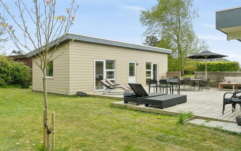 Sebine - 200M from the Sea: Thatching, Cottage, House, Roof, Home, Farmhouse, Hut, Estate, Village