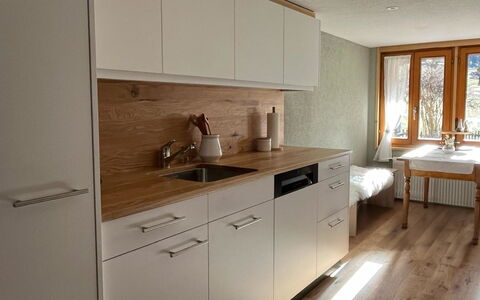 Flott: Furniture, Countertop, Cabinetry, Kitchen, Wood, Flooring, Interior Design, Floor, Kitchen Appliance, Sink