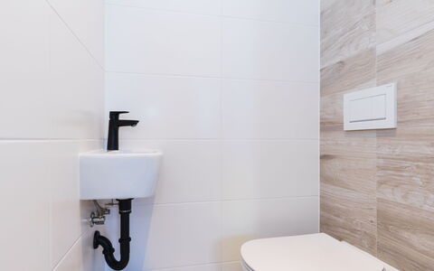 Loucna Pod Klínovcem 176: Toilet Seat, Bathroom, Toilet, Wall, Plumbing Fixture, Flooring, Floor, Interior Design, Plumbing, Tile
