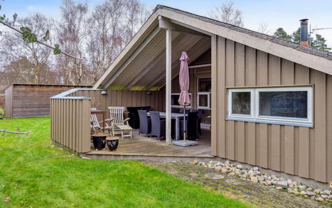 Arent - 1.1Km from the Sea: Wood, Furniture, Apartment, Room, Ceiling, Wood Stain, Chair, Hardwood, Varnish, Lumber