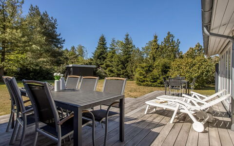 Oddi - 500M from the Sea: Apartment, Condominium, Estate, Balcony, Villa, Hotel