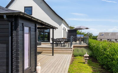 Imilie - 450M from the Sea