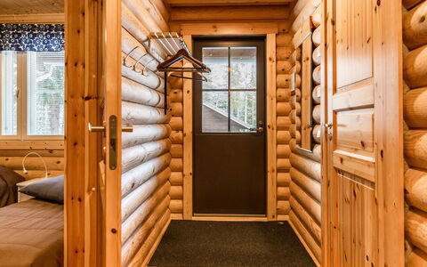 Kilpolan Pauliina: Wood, Cottage, Home, Log Cabin, Lumber, Siding, Hardwood, Natural Material, Garden Buildings, Hut