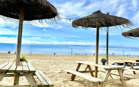 Kurhaus Residence: Beach, Outdoor Furniture, Sand, Shade, Shore, Coast, Sea, Leisure, Ocean, Vacation