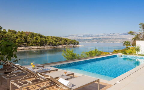 Zastup: Swimming Pool, Resort, Outdoor Furniture, Eco Hotel, Sunlounger, Hotel, Coast, Resort Town, Tropics, Villa