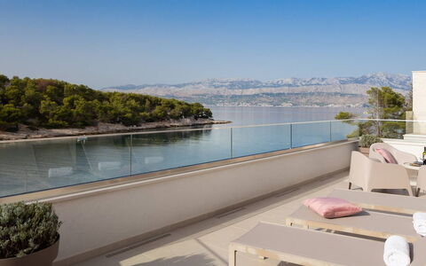 Zastup: Apartment, Resort, Outdoor Furniture, Hotel, Balcony