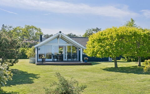 Sukie - 100M from the Sea: Home, Cottage, Roof, Estate, Shade, Farmhouse, Lawn, Landscaping, Garden, Yard