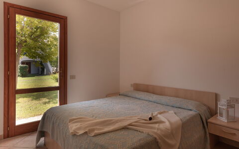 Budoni Homes Seaside, Ac And Bike: Interior Design, Bed, Wall, Bedroom, Flooring, Wood, Floor, Ceiling, Room, Furniture