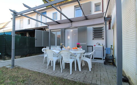 Villetta Elena, Ac, Wifi, Lido Degli Scacchi: Home, Shade, Awning, Balcony, Yard, Chair, Porch, Outdoor Structure, Daylighting, Deck