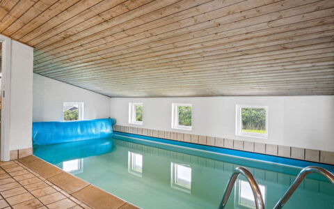 Nelina - 300M from the Sea: Swimming Pool, Farmhouse, Estate, Villa, Resort, Hacienda, Eco Hotel, Backyard
