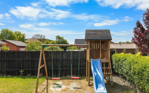 Romy - 450M from the Sea: Estate, Shade, Driveway, Farmhouse