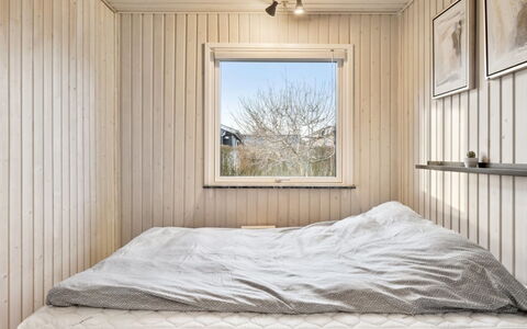 Nantje - 300M from the Sea: Bedroom, Wood, Bed, Bed Sheet, Floor, Interior Design, Flooring, Ceiling, Bedding, Linens