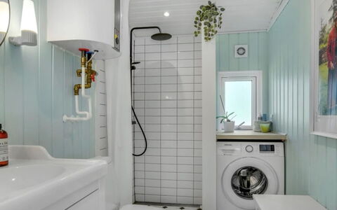 Quiana - 2Km from the Sea: Plumbing Fixture, Interior Design, Bathroom, Flooring, Floor, Sink, Plumbing, Tap, Room, Home