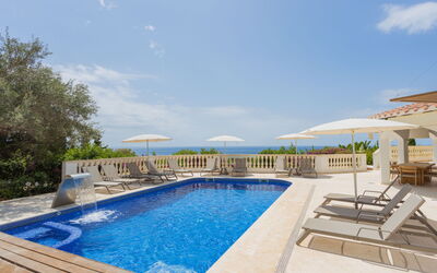 Villa Maitreya