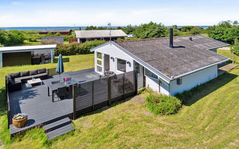Janick - 150M from the Sea: Estate, Shade, Driveway, Farmhouse
