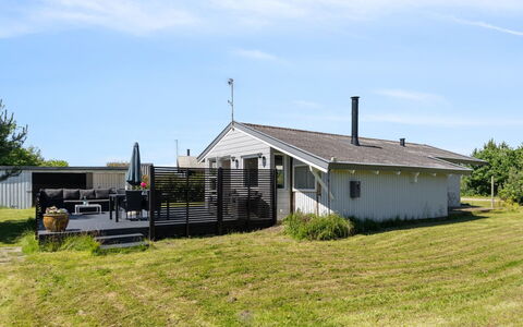 Janick - 150M from the Sea: Estate, Shade, Driveway, Farmhouse