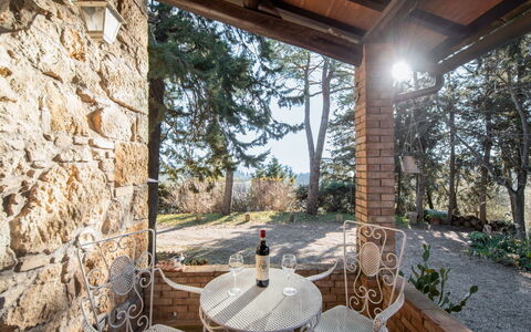 Villa Angiolino: House, Home, Cottage, Estate, Driveway, Balcony, Siding, Villa