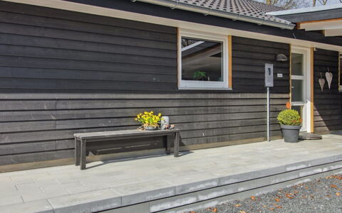 Solvejg - 30Km from the Sea: Wood, Siding, Composite Material, Plank, Hardwood, Wood Stain, Design, Lumber, Plywood