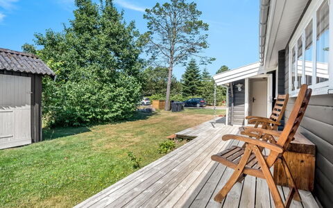Bengta - 500M from the Sea: Estate, Shade, Driveway, Farmhouse