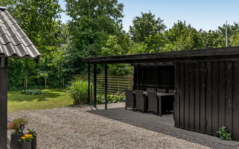 Reino - 30Km from the Sea: Home, Cottage, Porch, Hardwood, Siding, Deck, Shade, Plank, Estate, Garden Buildings