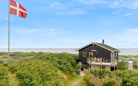 Bjerund - 300M from the Sea: 