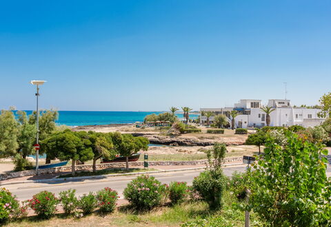 Vista Mare Da Rossella: Sky, Blue, Daytime, Water, Body Of Water, Coast, Beach, Horizon, Summer, Sea